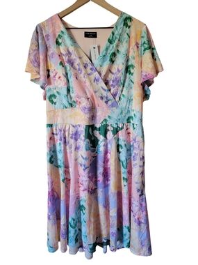 Lane Bryant Lena Pastel Floral Faux Wrap Midi Dress Size 18/20 NWT